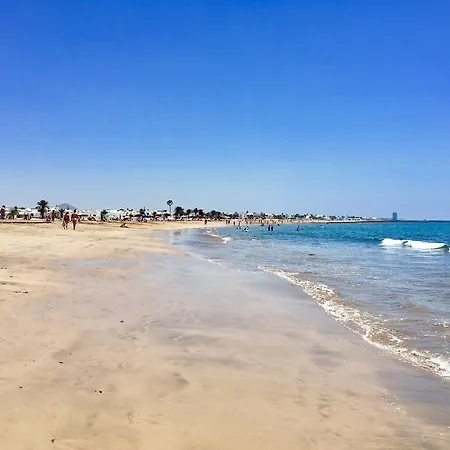 La Avenida Villa